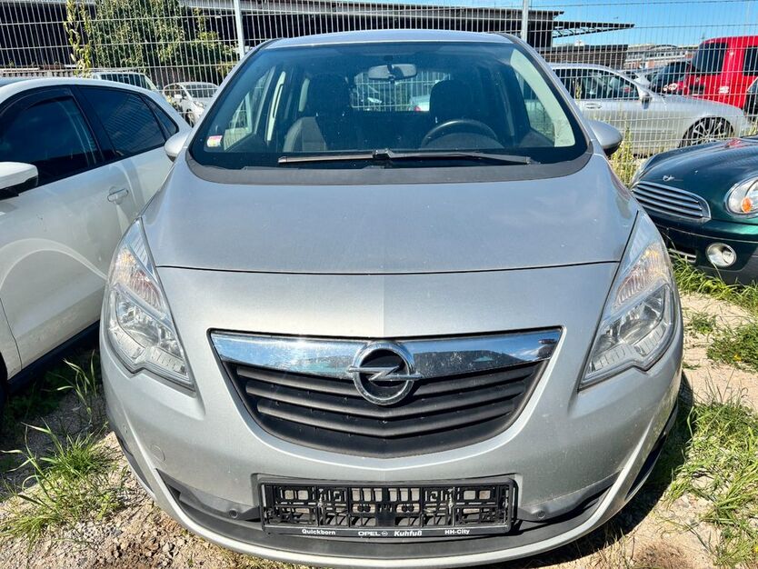 Opel Meriva 321.286 km 2.700 € Lübeck 23568