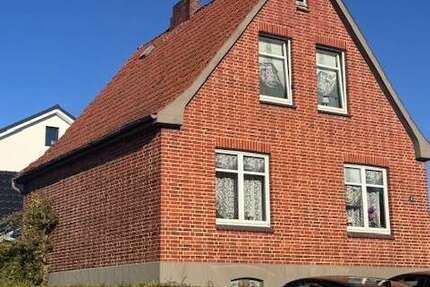 Haus zum Mieten in Eutin 980 € 95 m² 5 zimmer
