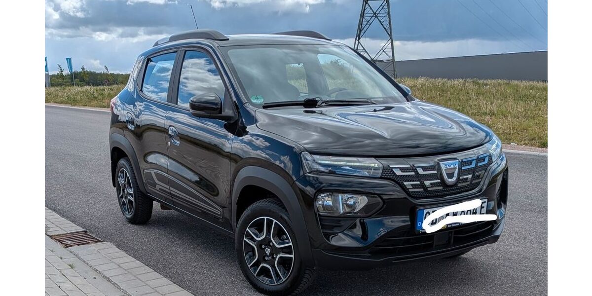 Dacia Spring 27.250 km 9.500 &euro; Bad Oldesloe 23843