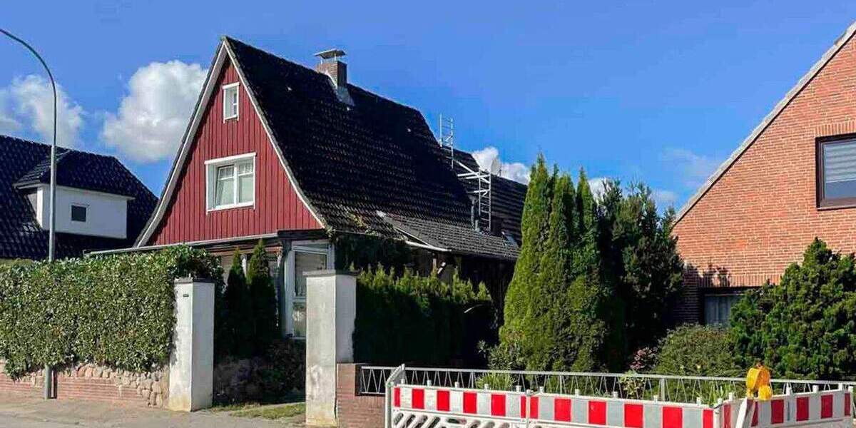 Wohnen & Vermieten unter einem Dach - 3-Parteienhaus mit großem Grundstück (aktuell vermietet) 9 zimmer