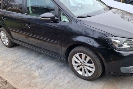 VW Touran 209.000 km 7.000 &euro; Ratzeburg 23909