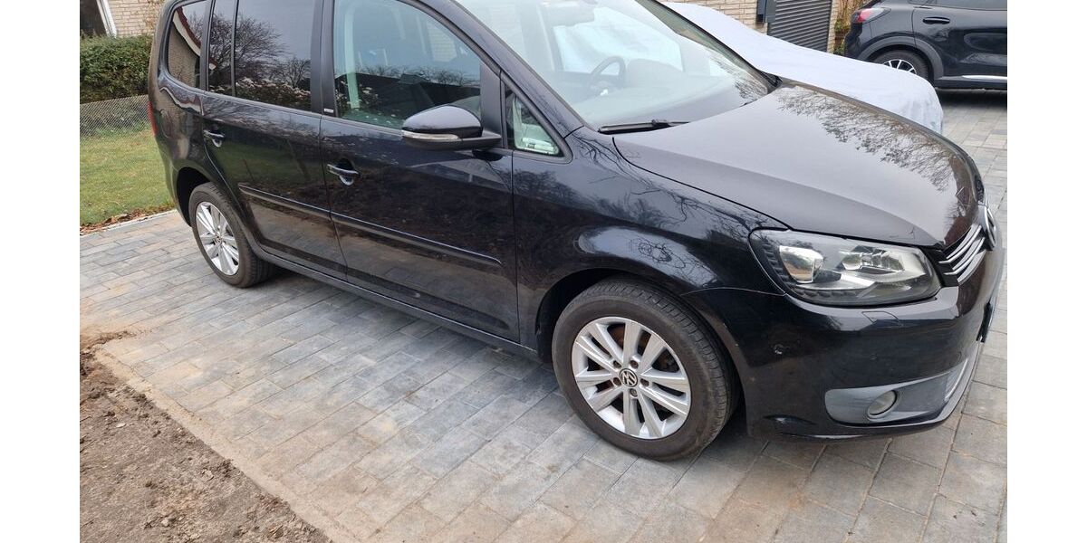 VW Touran 209.000 km 7.000 &euro; Ratzeburg 23909