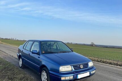 VW Vento 227.000 km 1.700 &euro; Bad Schwartau 23611