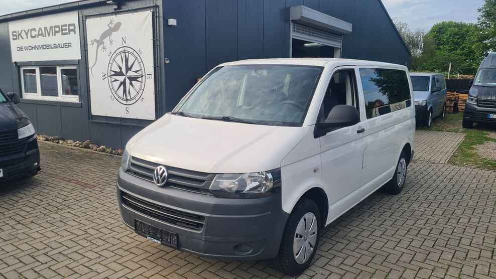 VW T5 Transporter 188.500 km 15.990 € Linau 22959