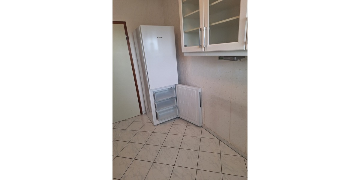 Gemütliche Wohnung in der 4. Etage; 23560 HL- Moisling 3 zimmer