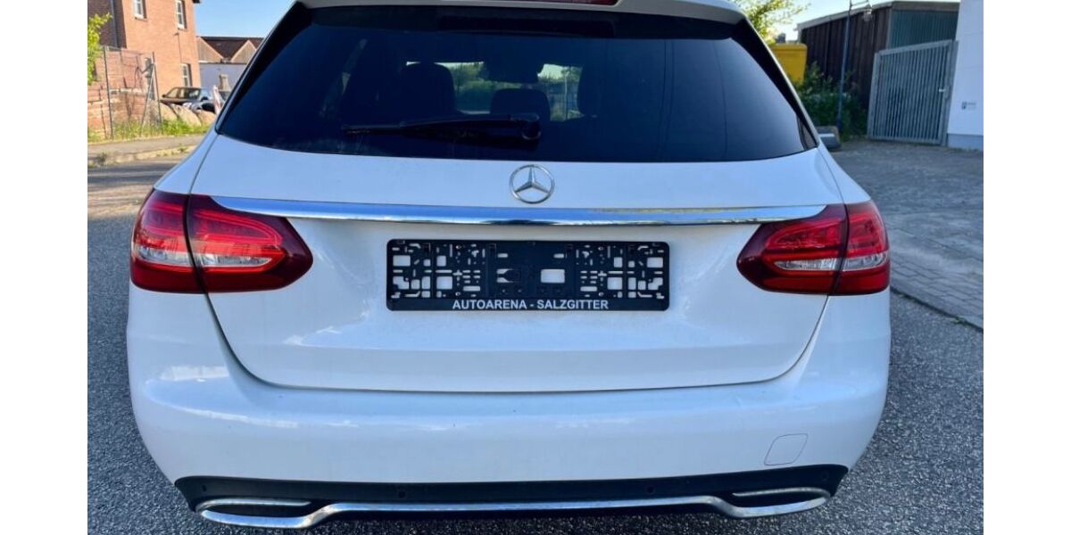 Mercedes-Benz C 250 268.000 km 12.300 &euro; Lübeck 23560