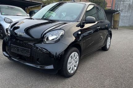 Smart ForFour 26.500 km 9.290 € Lübeck 23554