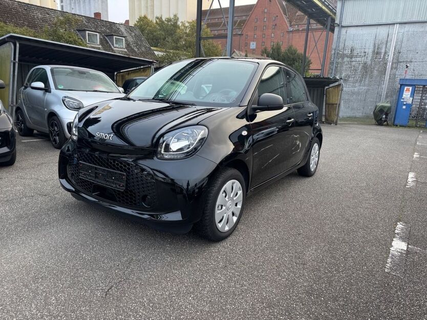 Smart ForFour 26.500 km 9.290 € Lübeck 23554