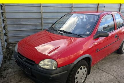 Opel Corsa 92.713 km 3.150 &euro; Lübeck 23556