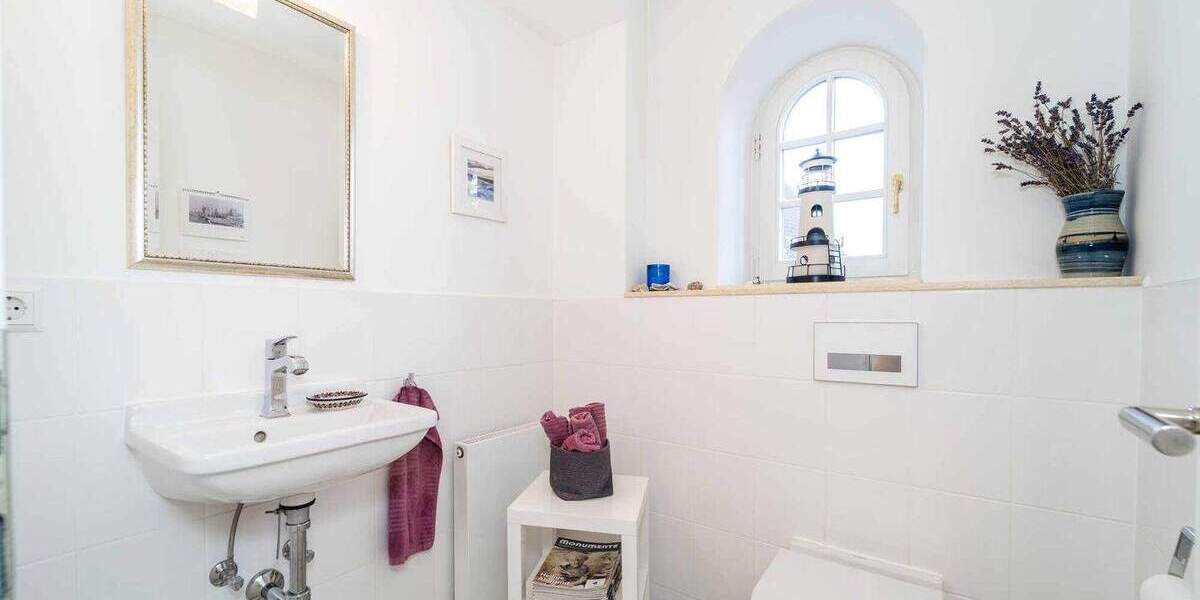 Einfamilienhaus Timmendorfer Strand - 6 Zimmer, 220 m&sup2;, 3.600&euro; | Angebot:25606399