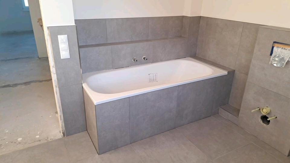 Neubau Erstbezug 6 freie Reihenhäuser an Feldrandlage 4 zimmer