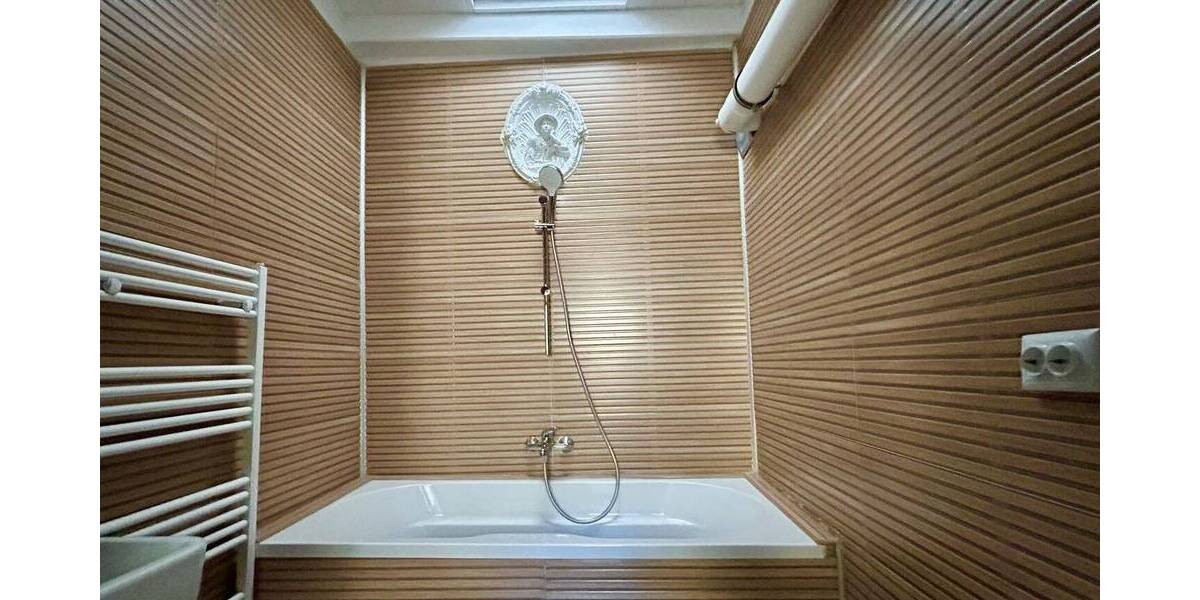 Reihenmittelhaus Lübeck Innenstadt - 5 Zimmer, 127 m&sup2;, 445.000&euro; | Angebot:26434031