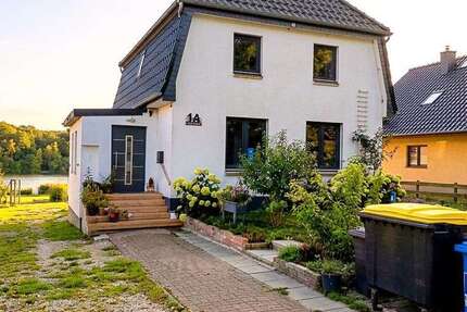 Haus Selmsdorf - 9 Zimmer, 214 m&sup2;, 460.000&euro; | Angebot:25373530