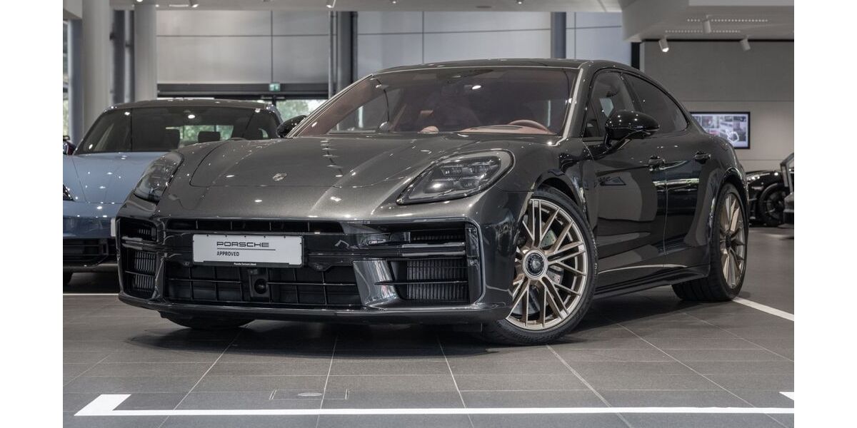 Porsche Panamera 4.969 km 239.890 € Lübeck 23560