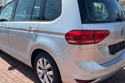VW Touran 166.000 km 9.500 &euro; Lübeck 23560