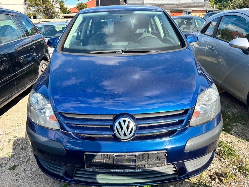 VW Golf 211.071 km 1.500 € Lübeck 23568