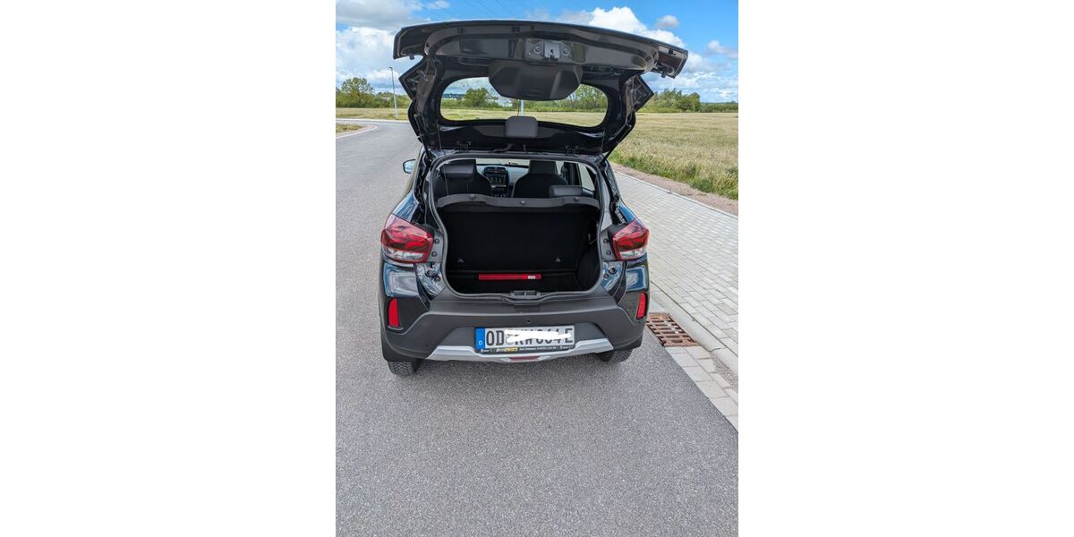 Dacia Spring 27.300 km 9.500 &euro; Bad Oldesloe 23843