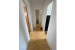 3,5 Zimmer Wohnung im EG mit Grundstück und Carport