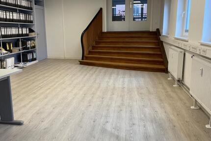 Gewerbeobjekt Lübeck Innenstadt - 700&euro; | Angebot:25996860