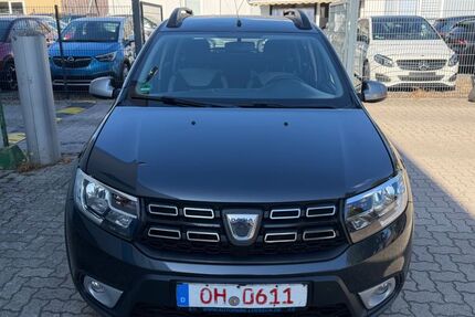 Dacia Sandero 42.000 km 7.999 &euro; Stockelsdorf 23617