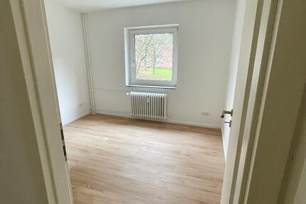 Wohnung Lübeck Sankt Lorenz Nord - 3 Zimmer, 55 m&sup2;, 870&euro; | Angebot:24867986