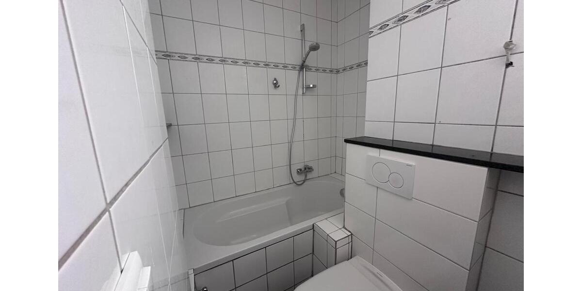 Etagenwohnung Lübeck Sankt Lorenz Nord - 3 Zimmer, 80 m&sup2;, 1.800&euro; | Angebot:26249138