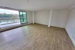Exklusiv: Sanierte 3-Zi.-Wohnung mit Carport, Aufzug, Balkon & traumhaftem DOM-Blick am Mühlenteich