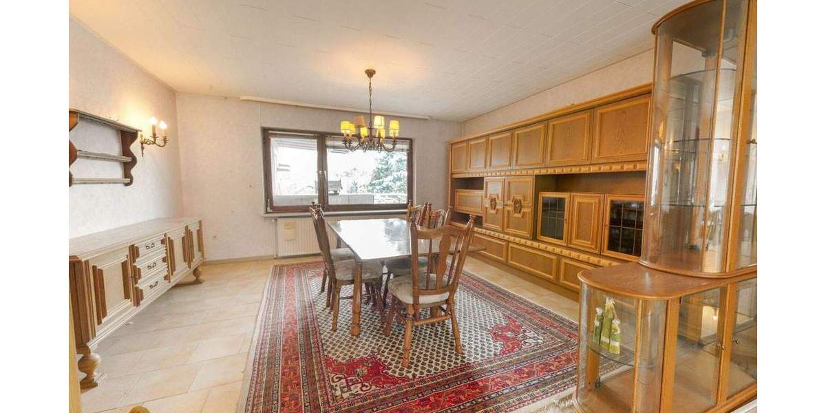 Mehrfamilienhaus, Wohnhaus Zarpen - 8 Zimmer, 164 m&sup2;, 260.000&euro; | Angebot:24974630