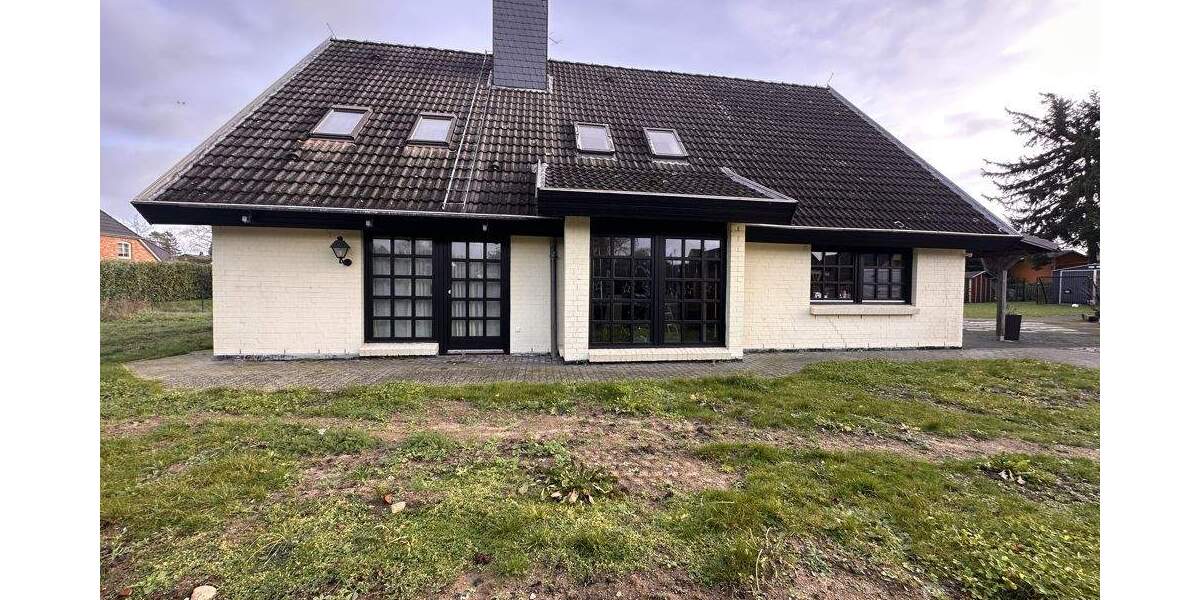 Einfamilienhaus Ahrensbök - 4 Zimmer, 180 m&sup2;, 429.000&euro; | Angebot:25708076