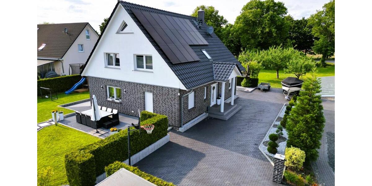 Einfamilienhaus Reinfeld (Holstein) - 8 Zimmer, 223 m&sup2;, 800.000&euro; | Angebot:25284687