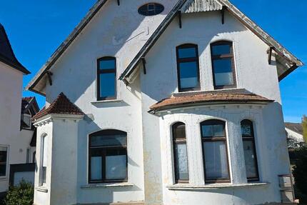 Haus Bad Oldesloe - 8 Zimmer, 170 m&sup2;, 289.900&euro; | Angebot:27022995