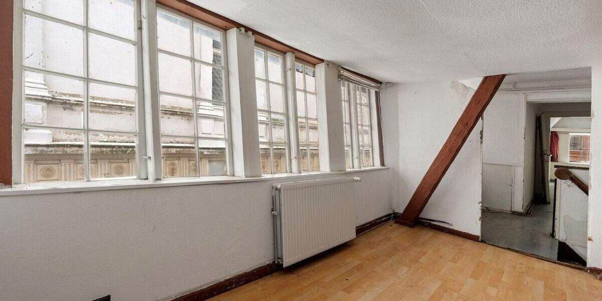 Mehrfamilienhaus, Wohnhaus Lübeck / Innenstadt Innenstadt - 8 Zimmer, 200 m&sup2;, 498.000&euro; | Angebot:25770316