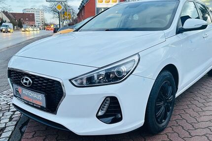 Hyundai i30 130.000 km 9.990 &euro; Lübeck 23556