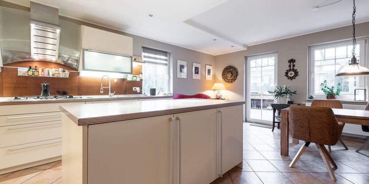 Einfamilienhaus Todendorf - 6 Zimmer, 252 m&sup2;, 749.000&euro; | Angebot:25732274