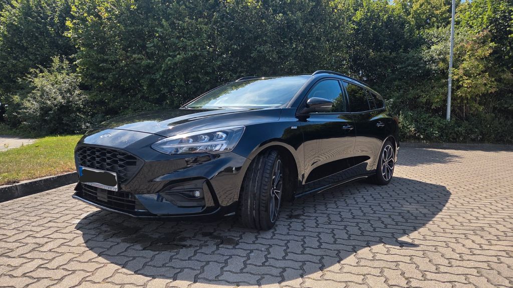Ford Focus 148.955 km 14.200 &euro; Barkau 23701