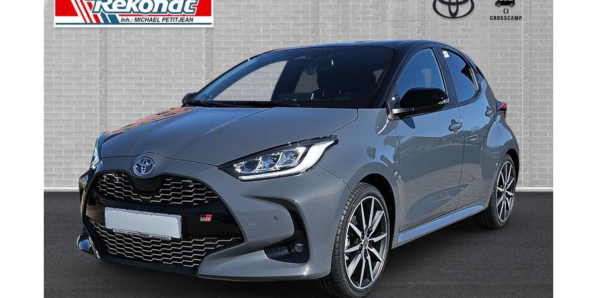 Toyota Yaris 17.905 km 31.990 € Lübeck 23566