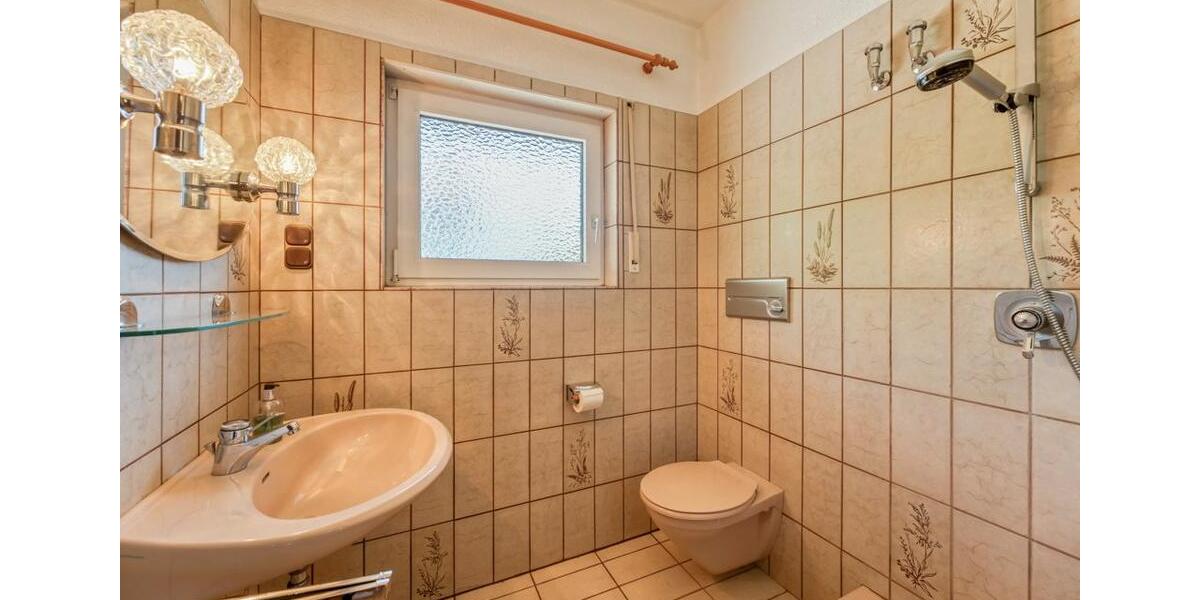 Einfamilienhaus Lübeck Sankt Jürgen - 10 Zimmer, 323 m&sup2;, 945.000&euro; | Angebot:26987370