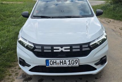 Dacia Sandero 27.500 km 13.600 &euro; Scharbeutz 23684