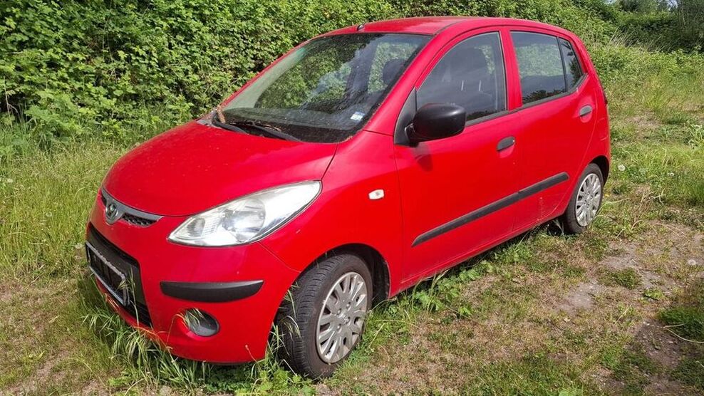 i10