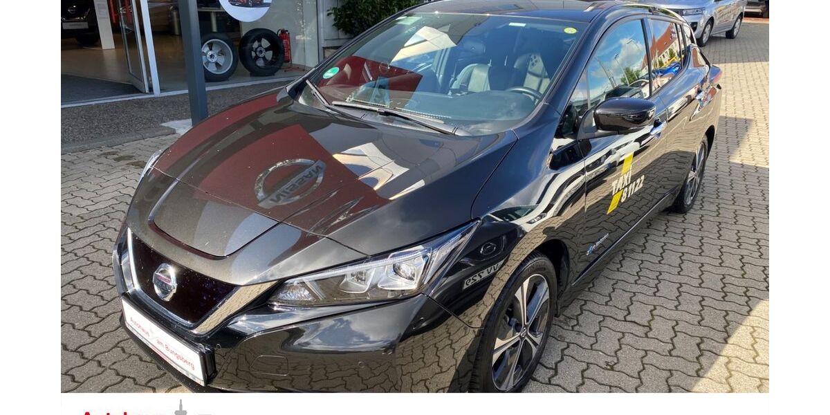 Nissan Leaf 87.340 km 15.990 € Lübeck 23554
