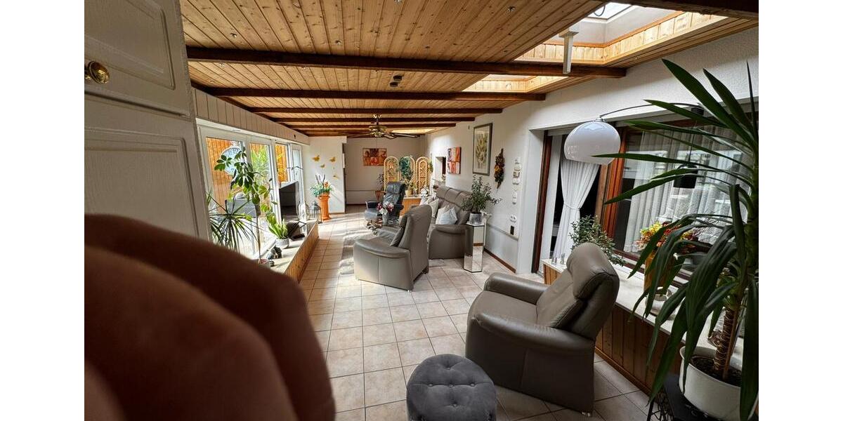 Bungalow Bad Segeberg - 3 Zimmer, 105 m&sup2;, 1.590&euro; | Angebot:26653854