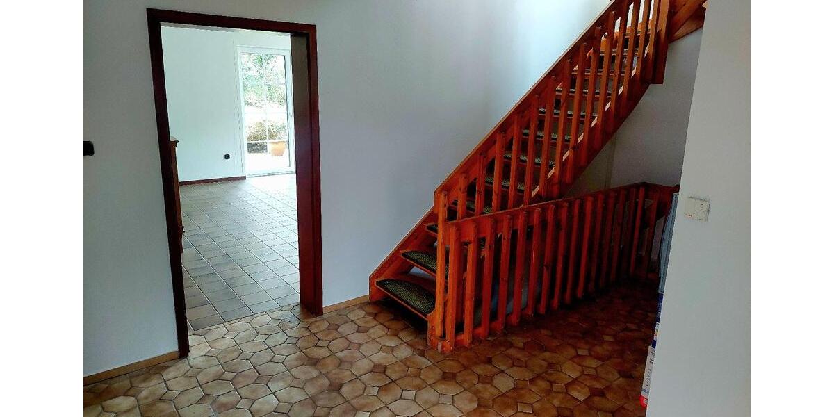 Einfamilienhaus Timmendorfer Strand - 7.5 Zimmer, 205 m&sup2;, 2.300&euro; | Angebot:27638451