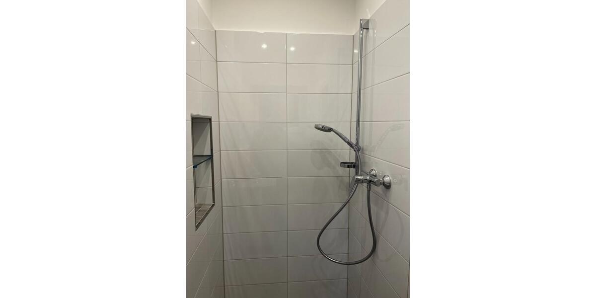 Reihenhaus Lübeck Sankt Lorenz Nord - 2 Zimmer, 90 m&sup2;, 1.350&euro; | Angebot:24830269