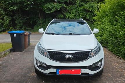 Kia Sportage 195.000 km 8.100 &euro; Lübeck 23569