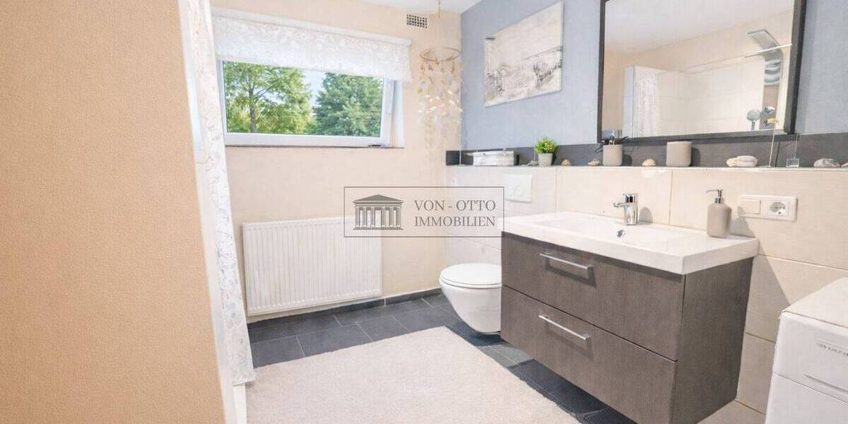 Mehrfamilienhaus, Wohnhaus Bliestorf - 7 Zimmer, 179 m&sup2;, 299.000&euro; | Angebot:26189811
