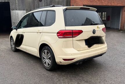 VW Touran 180.000 km 11.900 &euro; Lübeck 23568
