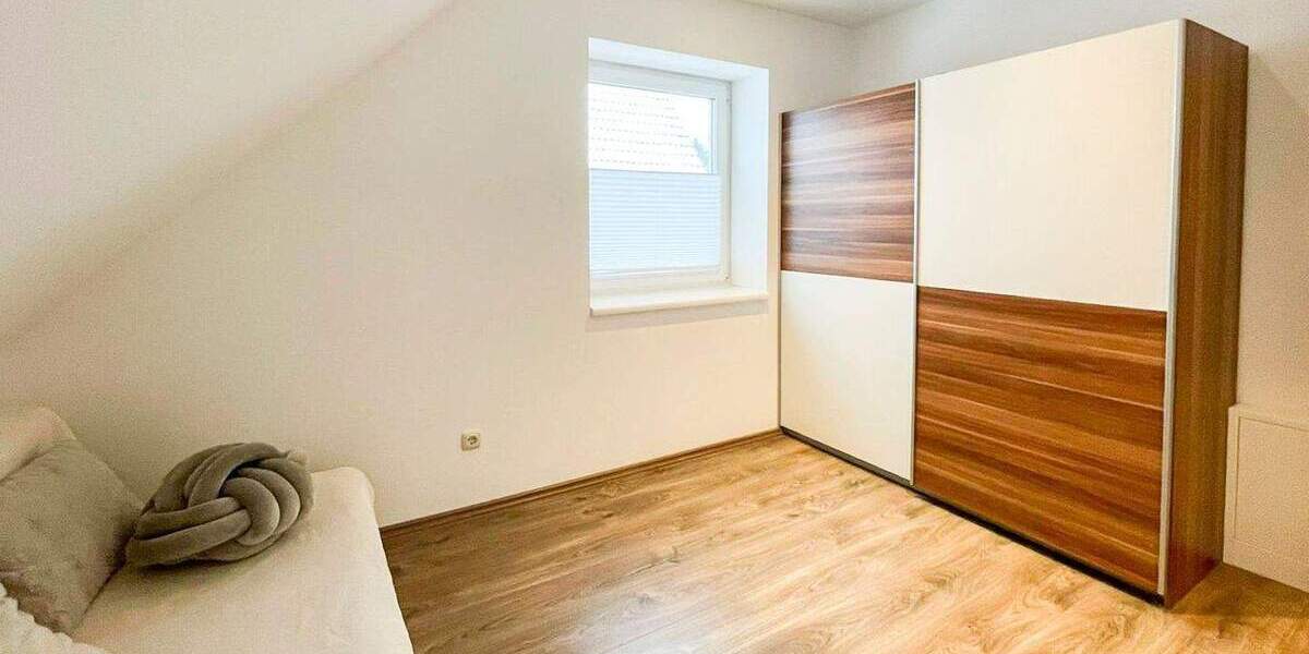 Einfamilienhaus Lübeck Kücknitz - 7 Zimmer, 132 m&sup2;, 949.000&euro; | Angebot:25264671
