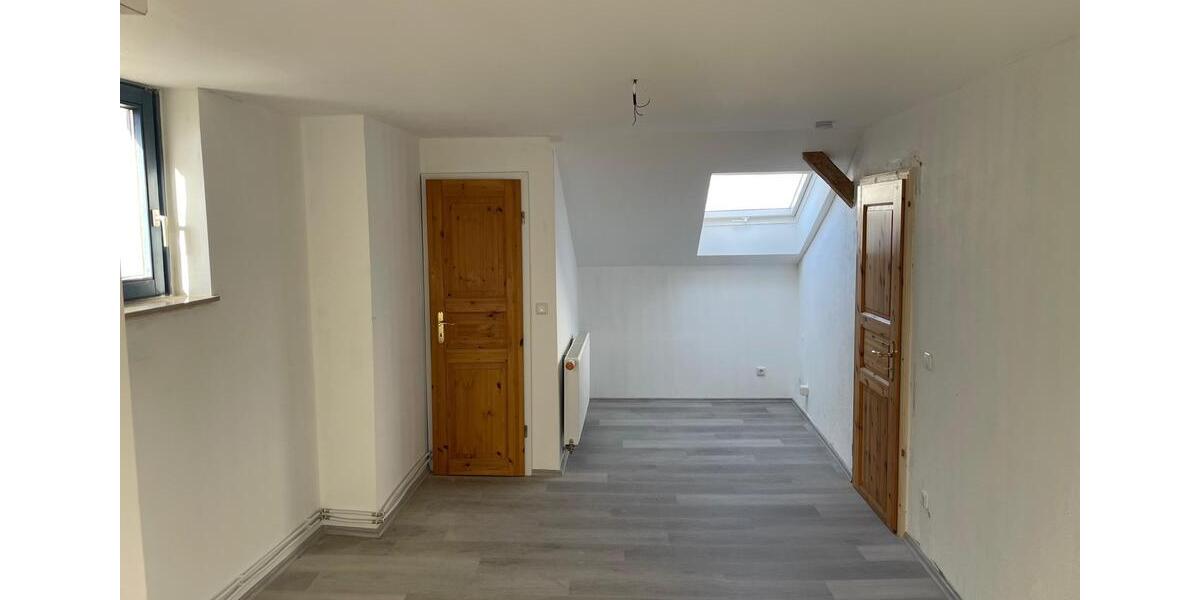Etagenwohnung Lübeck Innenstadt - 3 Zimmer, 80 m&sup2;, 1.075&euro; | Angebot:26589436