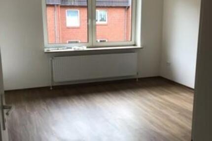 Wohnung Lübeck Sankt Lorenz Nord - 3.5 Zimmer, 90 m&sup2;, 758&euro; | Angebot:26336968
