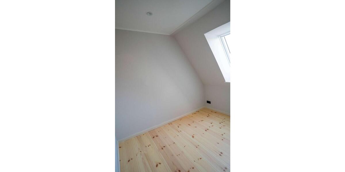 Mehrfamilienhaus, Wohnhaus Lübeck Sankt Jürgen - 4.5 Zimmer, 102 m&sup2;, 2.300&euro; | Angebot:25405332